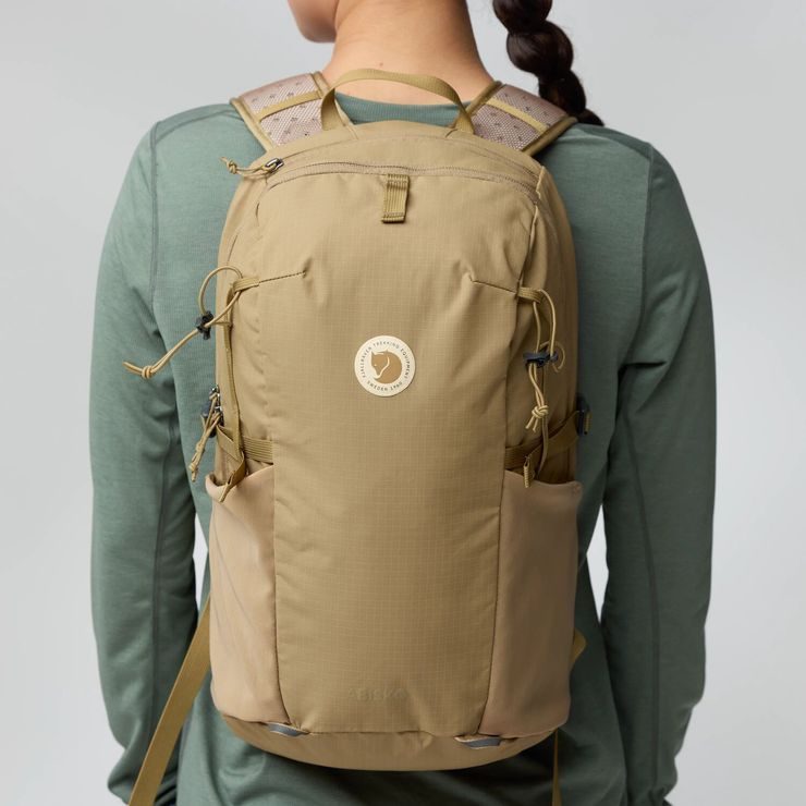 FJÄLLRÄVEN Abisko Softpack 16 Black