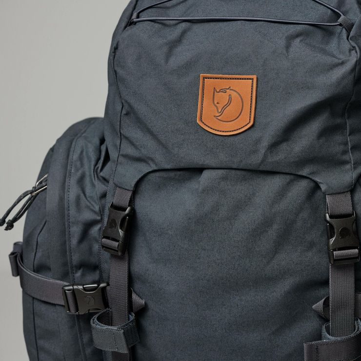FJÄLLRÄVEN Kajka 100 Coal Black