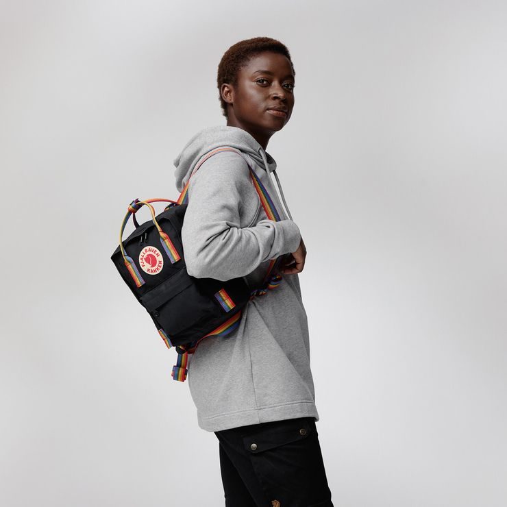 FJÄLLRÄVEN Kånken Rainbow Mini 7 Chalk Rose-Rainbow