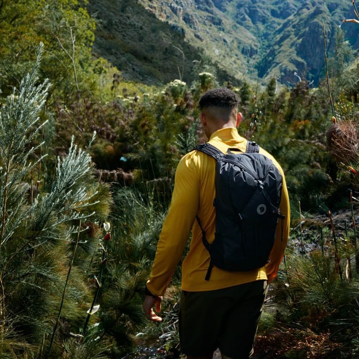 FJÄLLRÄVEN Abisko Hike Lite 20 M/L Black