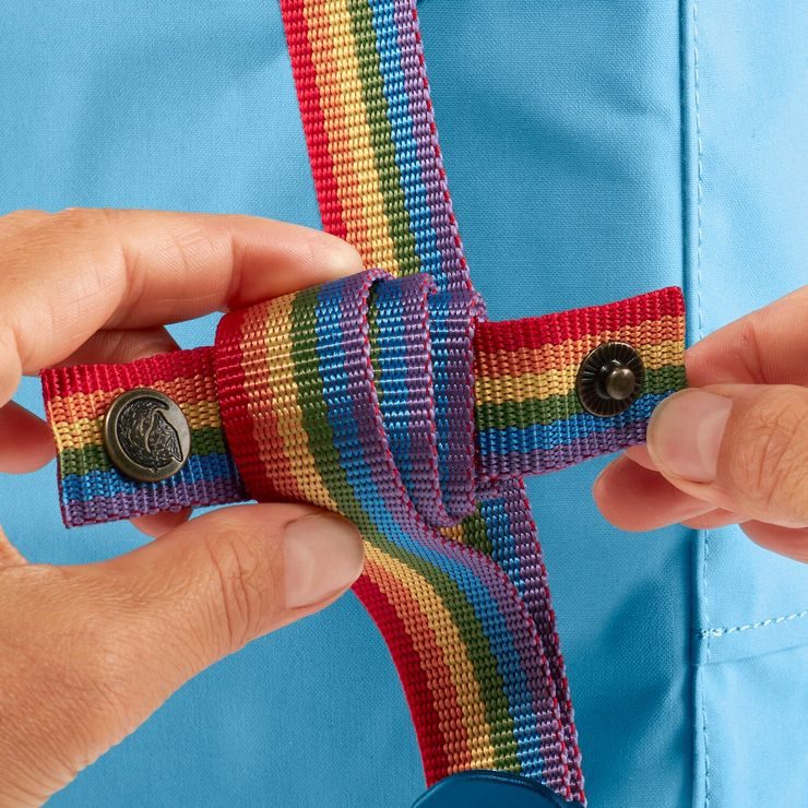 FJÄLLRÄVEN Kånken Rainbow Mini 7 Chalk Rose-Rainbow