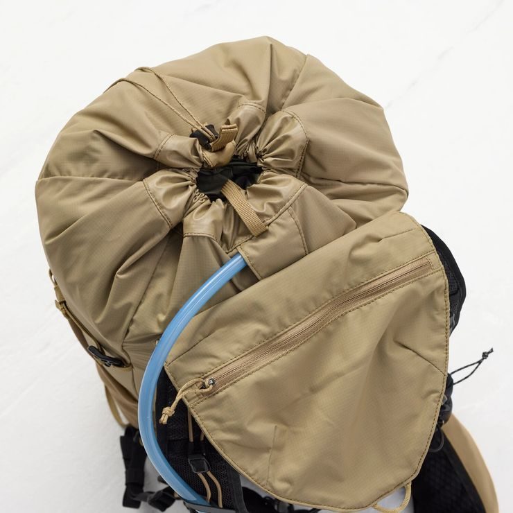 FJÄLLRÄVEN Abisko Hike Lite 20 M/L Black