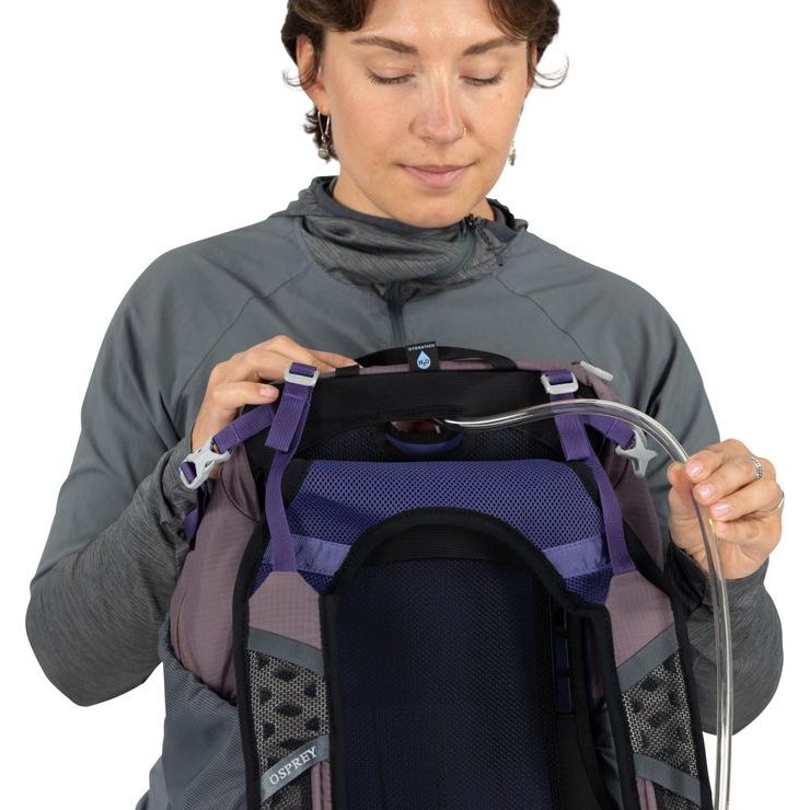 OSPREY HIKELITE 28 graphite purple
