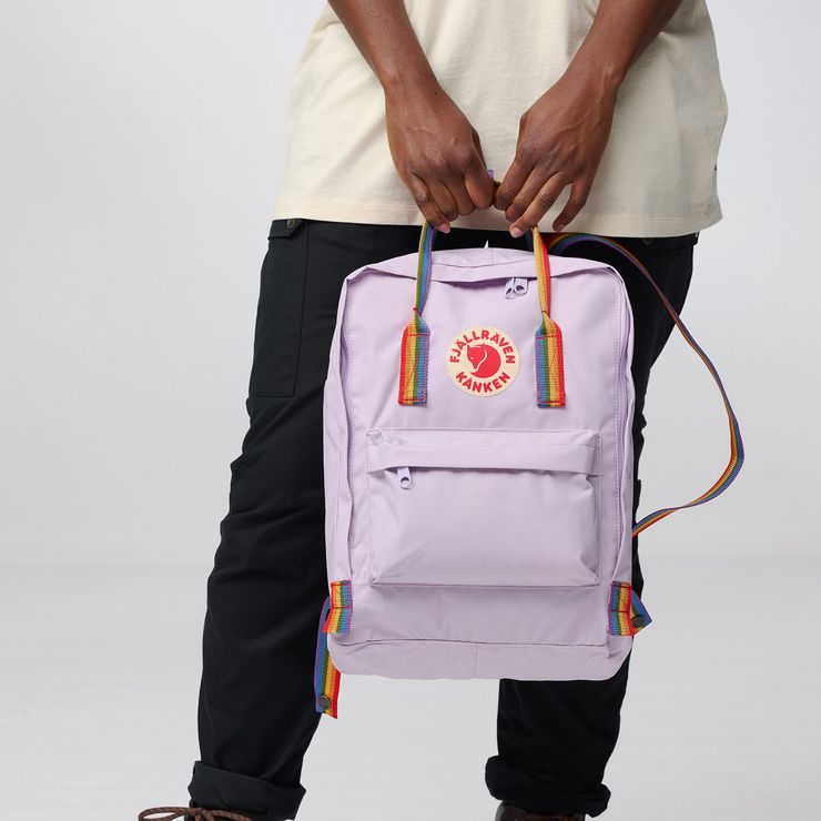 FJÄLLRÄVEN Kånken Rainbow 16 Chalk Rose-Rainbow