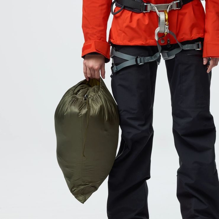 FJÄLLRÄVEN Bergtagen Topp Down Jacket W Laurel Green