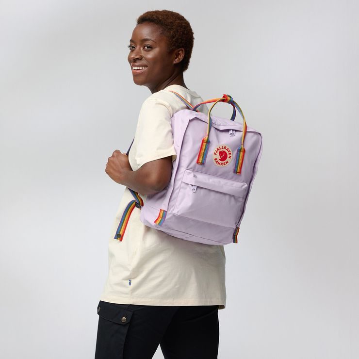 FJÄLLRÄVEN Kånken Rainbow 16 Chalk Rose-Rainbow