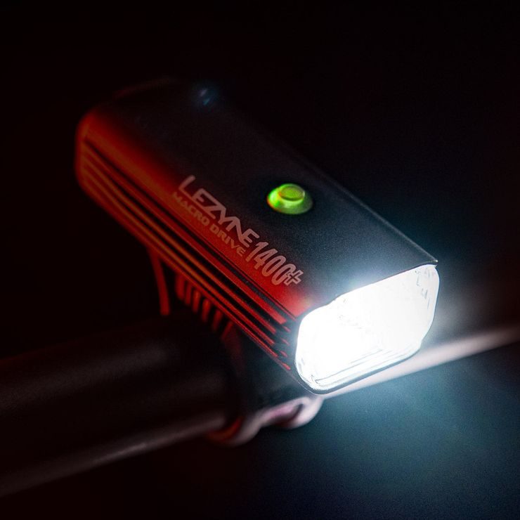 LEZYNE MACRO DRIVE 1400+ LOADED V2