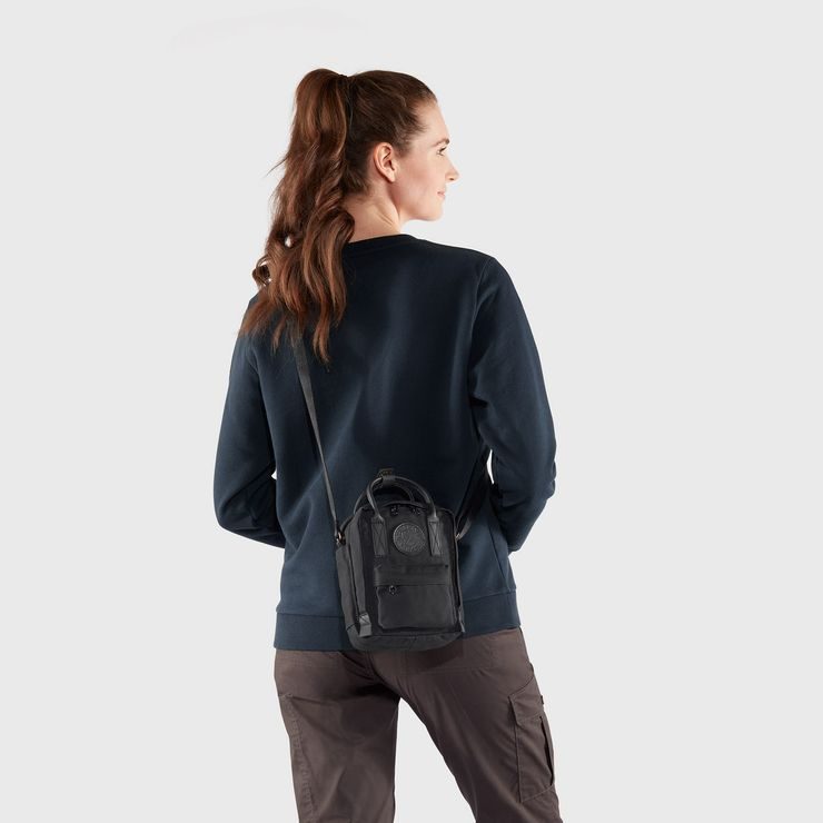 FJÄLLRÄVEN Kånken No. 2 Black Sling Black