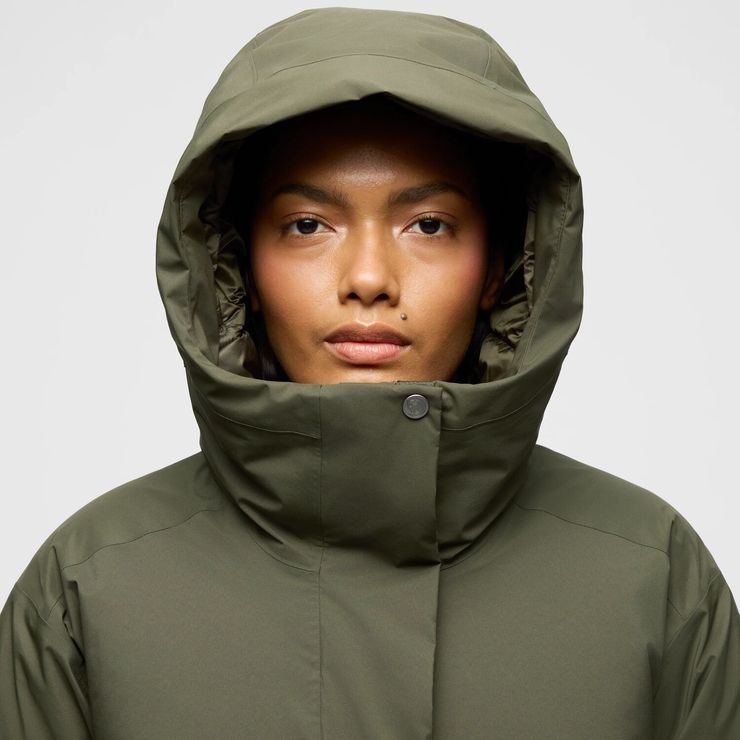 FJÄLLRÄVEN Övik GTX Padded Parka W Deep Forest