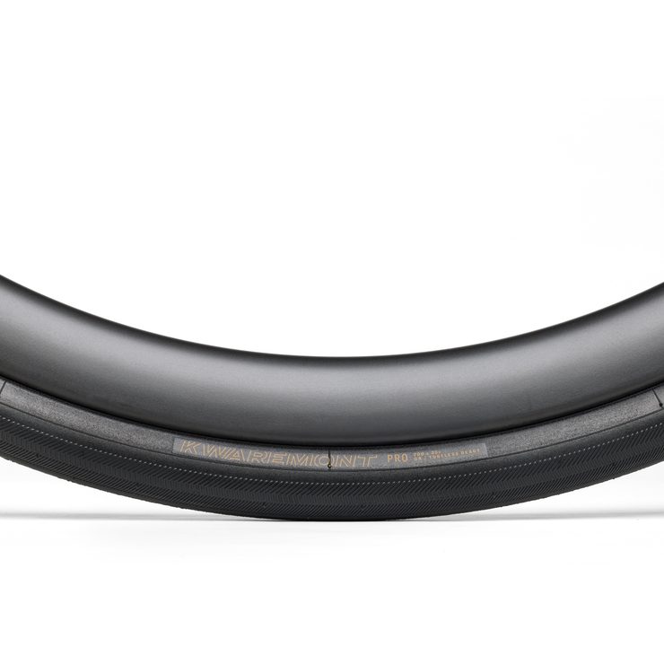 BONTRAGER Kwaremont Pro TLR, 700x35c, černá