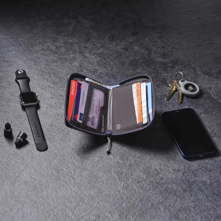 LIFEVENTURE RFiD Bi-Fold Wallet Navy