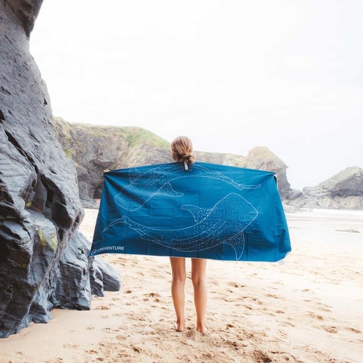 LIFEVENTURE Recycled SoftFibre Trek Towel whale