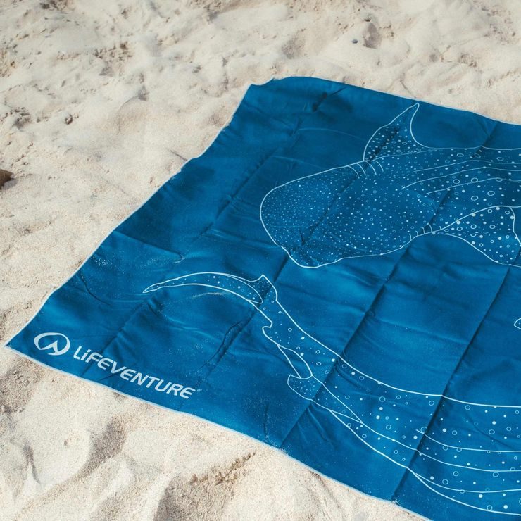 LIFEVENTURE Recycled SoftFibre Trek Towel whale