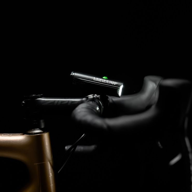 LEZYNE MACRO DRIVE 1400+ LOADED V2