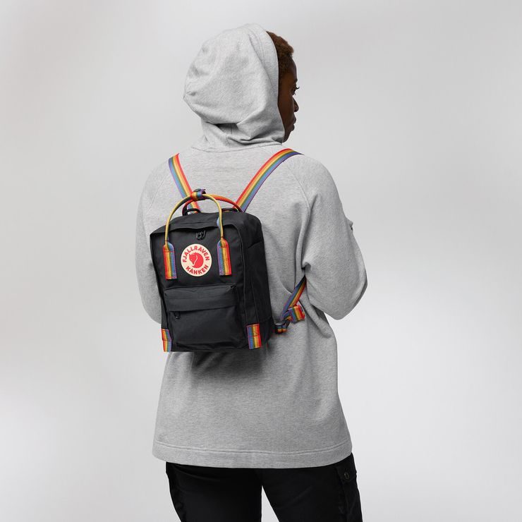 FJÄLLRÄVEN Kånken Rainbow Mini 7 Chalk Rose-Rainbow