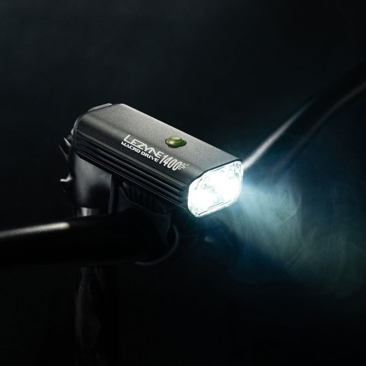 LEZYNE MACRO DRIVE 1400+ LOADED V2