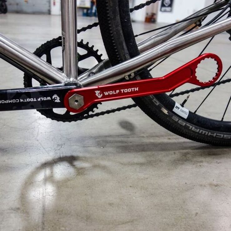 WOLF TOOTH FLAT WRENCH INSERT Lock Ring
