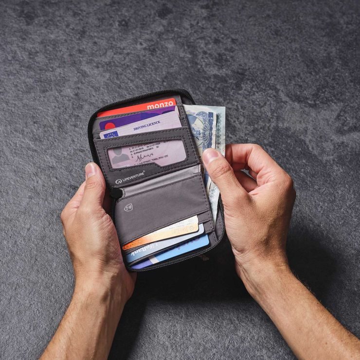 LIFEVENTURE RFiD Bi-Fold Wallet Navy