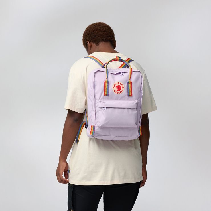 FJÄLLRÄVEN Kånken Rainbow 16 Chalk Rose-Rainbow
