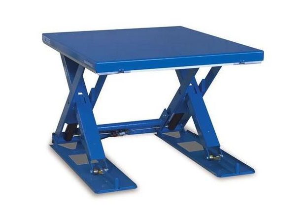 Hydraulický zvedací stůl do 2 000 kg, deska 140 X 120 cm