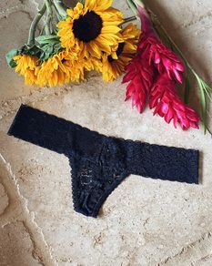 Černé kalhotky Lei Flower BeChick ❤
