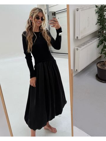 Černé maxi šaty Winter Poplin BeChick ❤