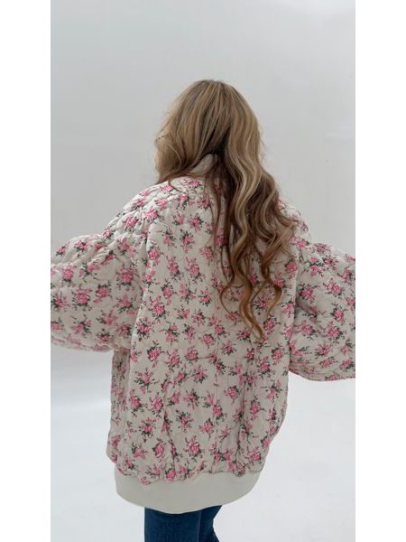 White quilted bomber Flower BeChick ❤