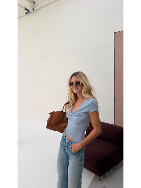 Baby blue top Chelsea BeChick ❤