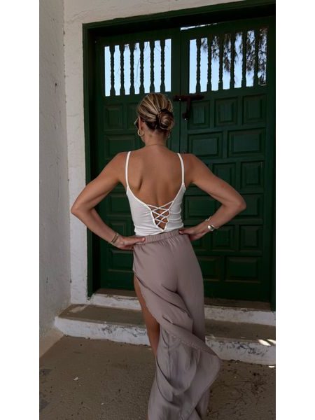 White sports bra Silver Line BeChick ❤