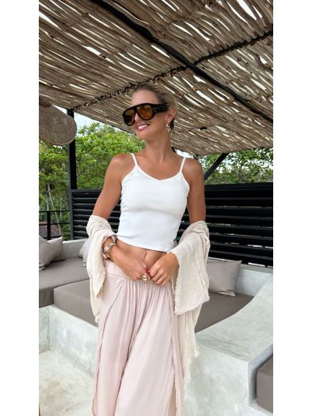 White sports bra Silver Line BeChick ❤