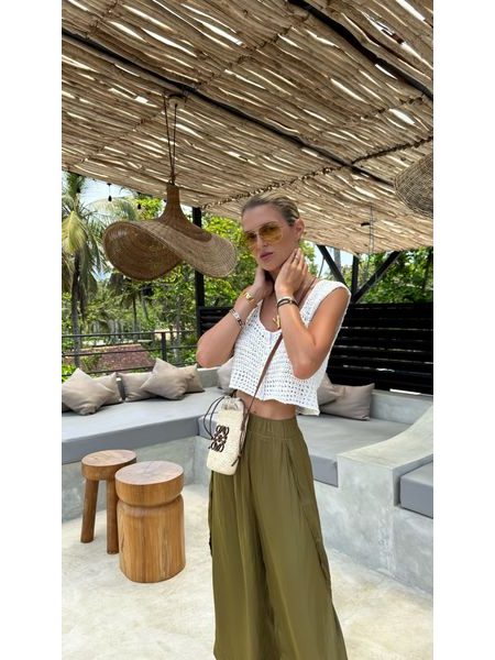 White Top Pearl Button Bechick ❤