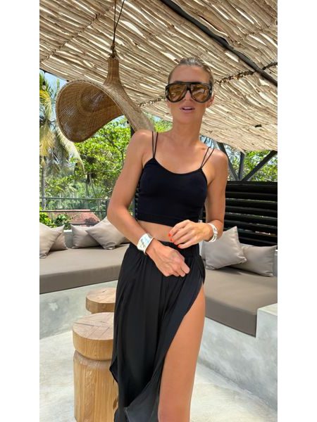 Black sports bra Mesh Flower Back BeChick ❤