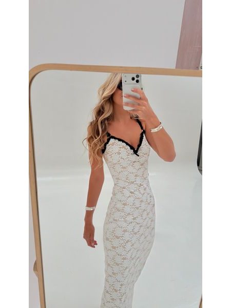 White Lace Dress Icon BeChick ❤