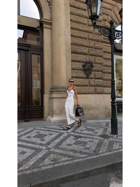 Bílé krajkové šaty Icon BeChick ❤