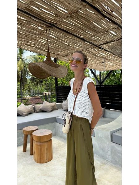 White Top Pearl Button Bechick ❤