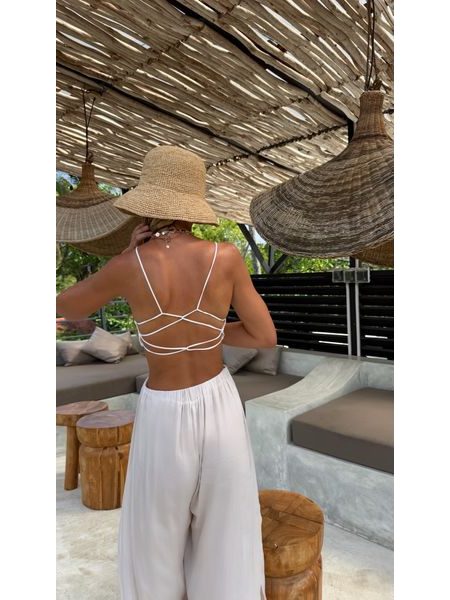 White Sports Bra Ella BeChick ❤