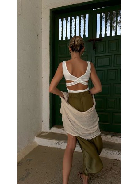 White Sports Bra Back Cross BeChick ❤