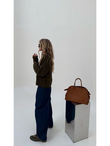 Olive jumper Rawe BeChick ❤