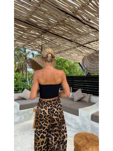 Black Cut Out Top BeChick ❤