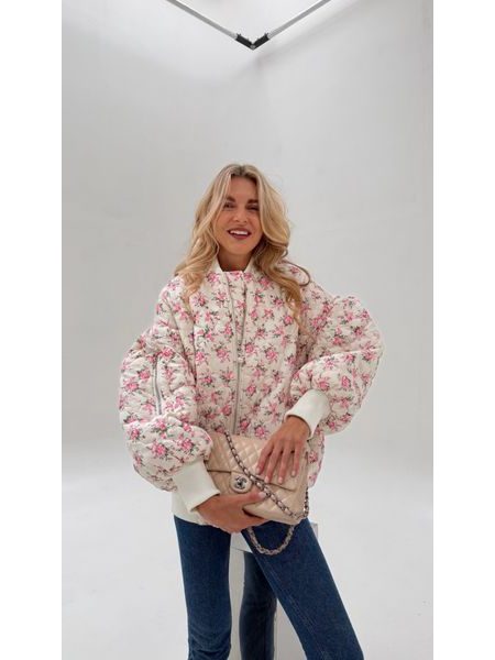 White quilted bomber Flower BeChick ❤