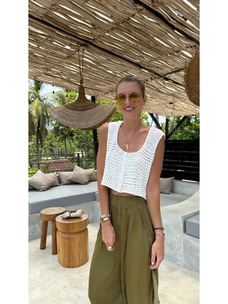 White Top Pearl Button Bechick ❤