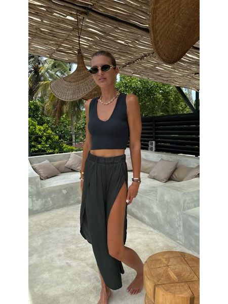 Olivový crop top V Neck BeChick ❤