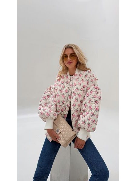 White quilted bomber Flower BeChick ❤