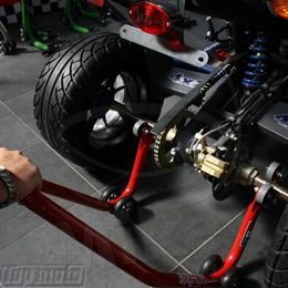 Montážní stojan/ zvedák na čtyřkolku, poslední kus