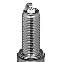 NGK zapalovací svíčka SILMAR10A9S