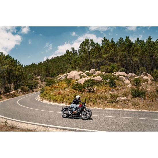 CFMOTO 450CL-C černá - 1 kus ihned k odběru . Možnost zkušební jízdy ! Veškeré příslušenství skladem na prodejně ! Montáž na počkání a zdarma !