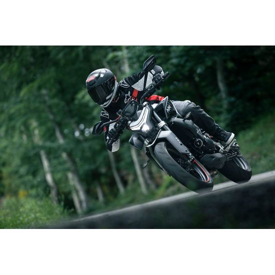 CFMOTO 450NK - Zephyr Blue / Modrá 1 kus IHNED K ODBĚRU ! Všechno příslušenství ihned skladem a můžeme Vám ho ihned namontovat .