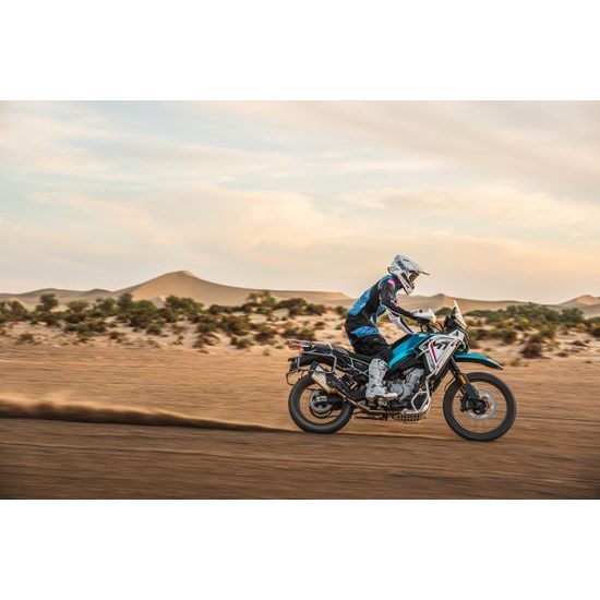 CFMOTO 450MT-RX - Tundra Grey / Šedá model 2025 + DÁREK ,2 KUSY IHNED K ODVOZU !