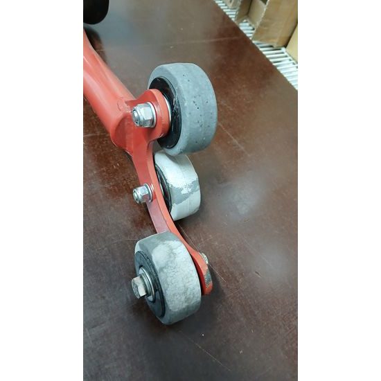 Montážní stojan/ zvedák na čtyřkolku, poslední 2 kusy- poškozený se slevou