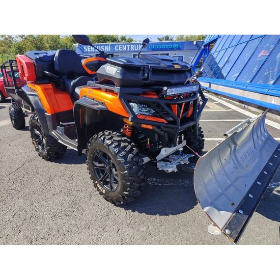 CF MOTO Gladiator X 1000 EPS včetně radlice a vleku